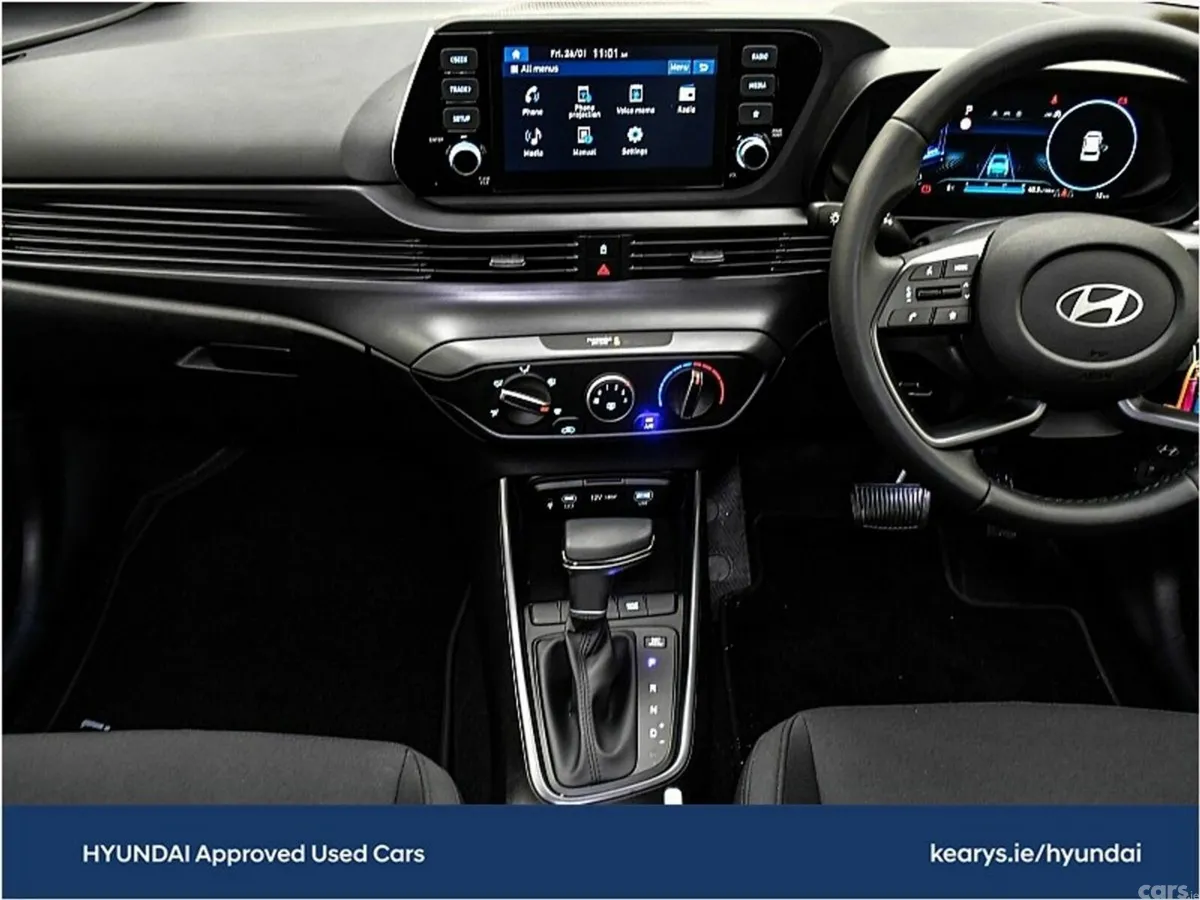 Hyundai i20 Hatchback, Petrol, 2027, Grey