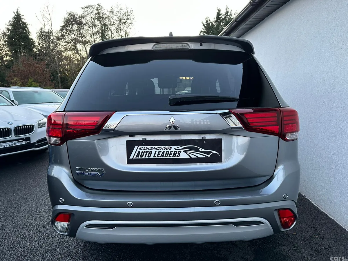 Mitsubishi Outlander SUV, Petrol Plug-in Hybrid, 2020, Grey