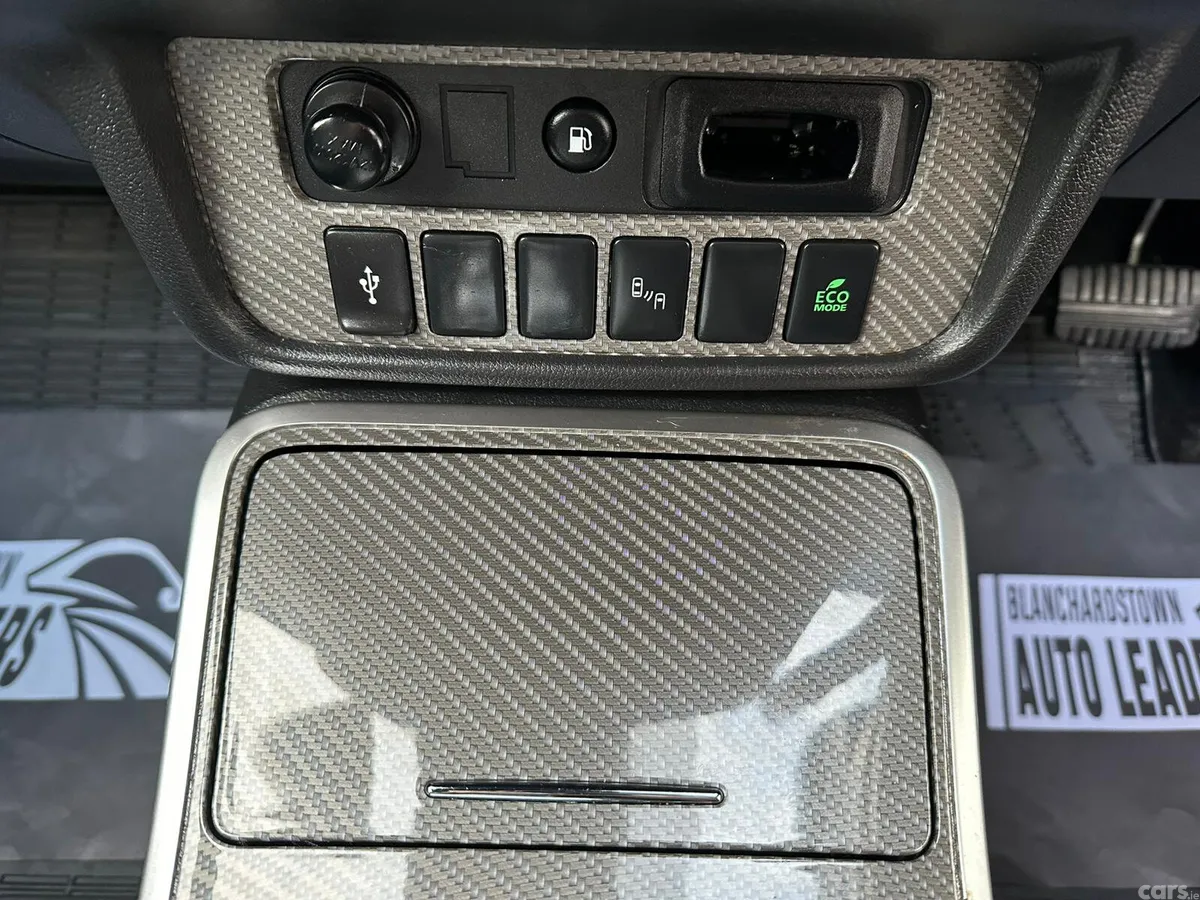 Mitsubishi Outlander SUV, Petrol Plug-in Hybrid, 2020, Grey