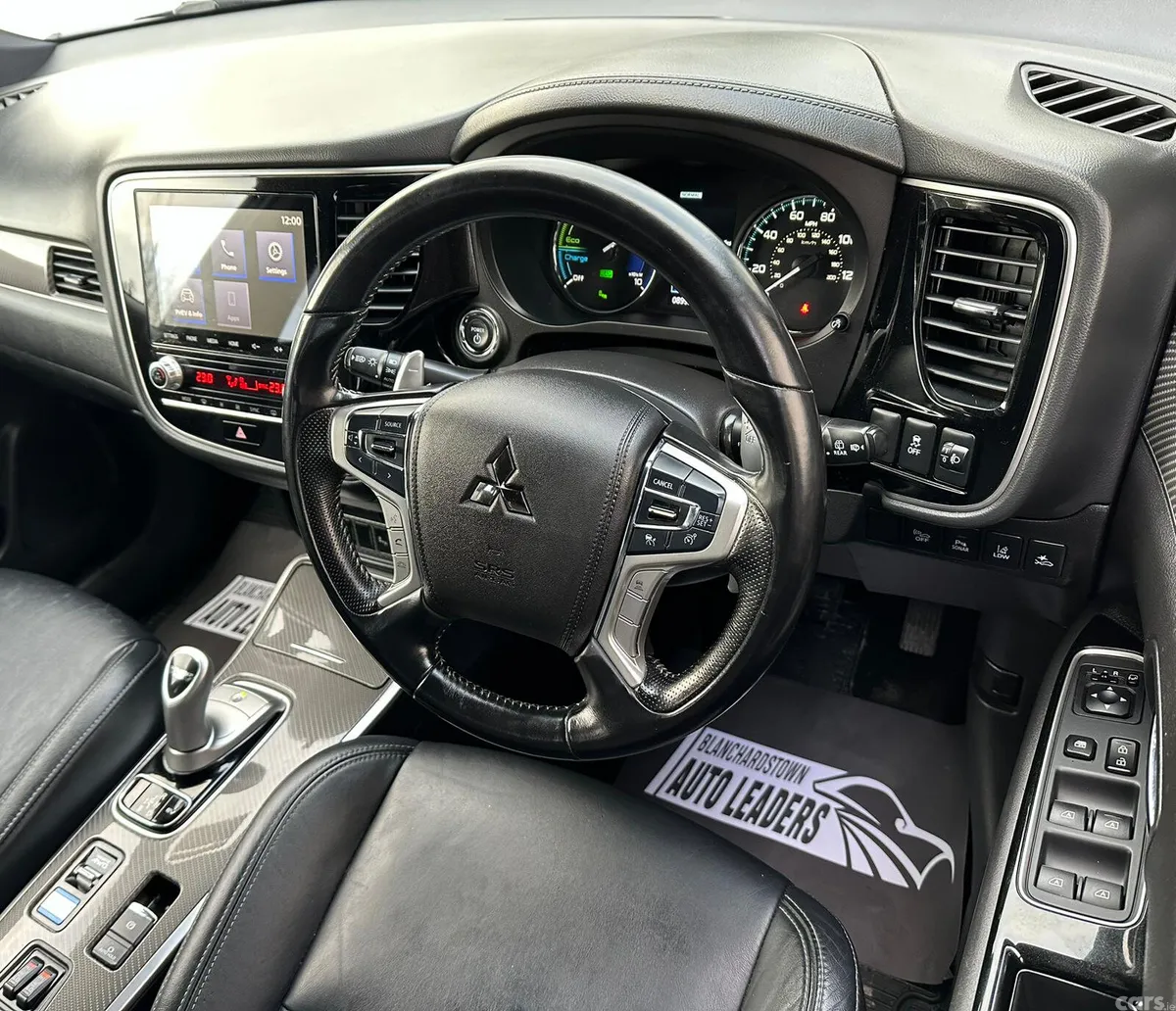 Mitsubishi Outlander SUV, Petrol Plug-in Hybrid, 2020, Grey