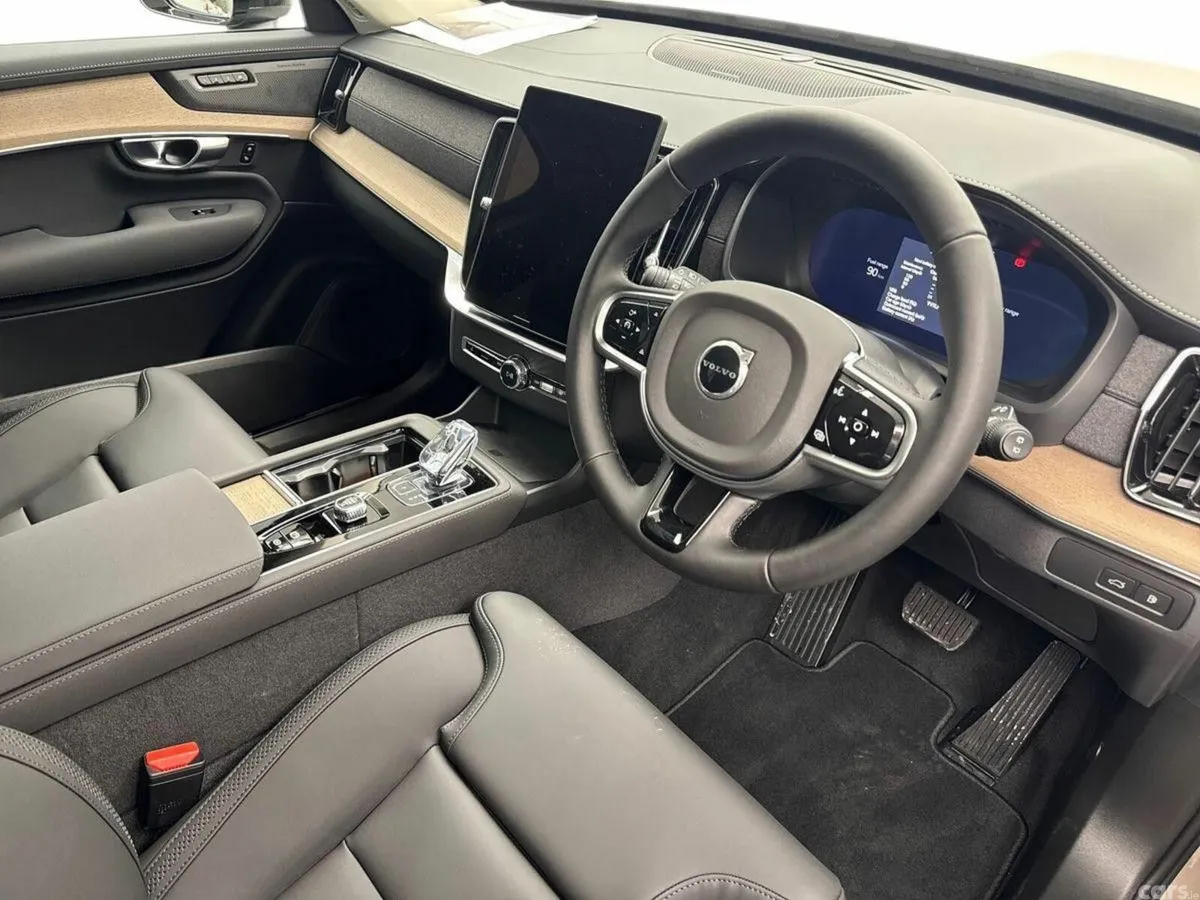 Volvo XC90 SUV, Petrol Plug-in Hybrid, 2026, Silver