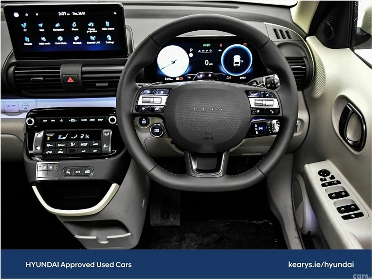 Hyundai INSTER SUV, Electric, 2027, Yellow