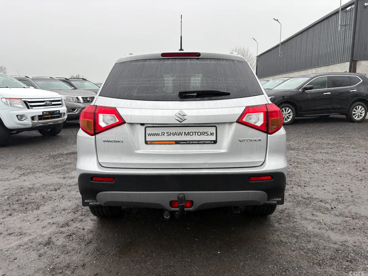Suzuki Vitara SUV, Diesel, 2019, Grey