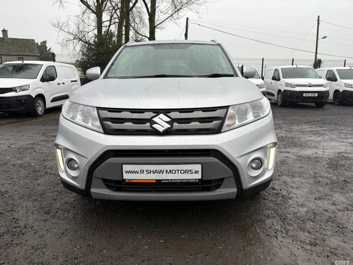 Suzuki Vitara SUV, Diesel, 2019, Grey