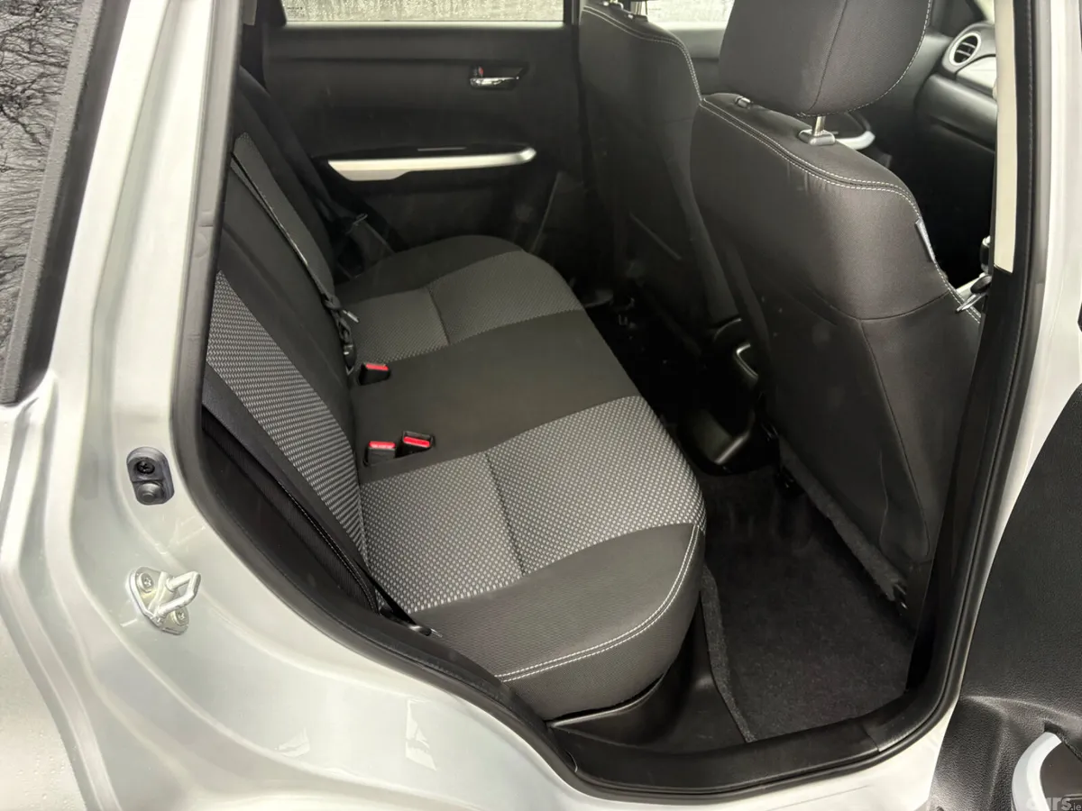 Suzuki Vitara SUV, Diesel, 2019, Grey