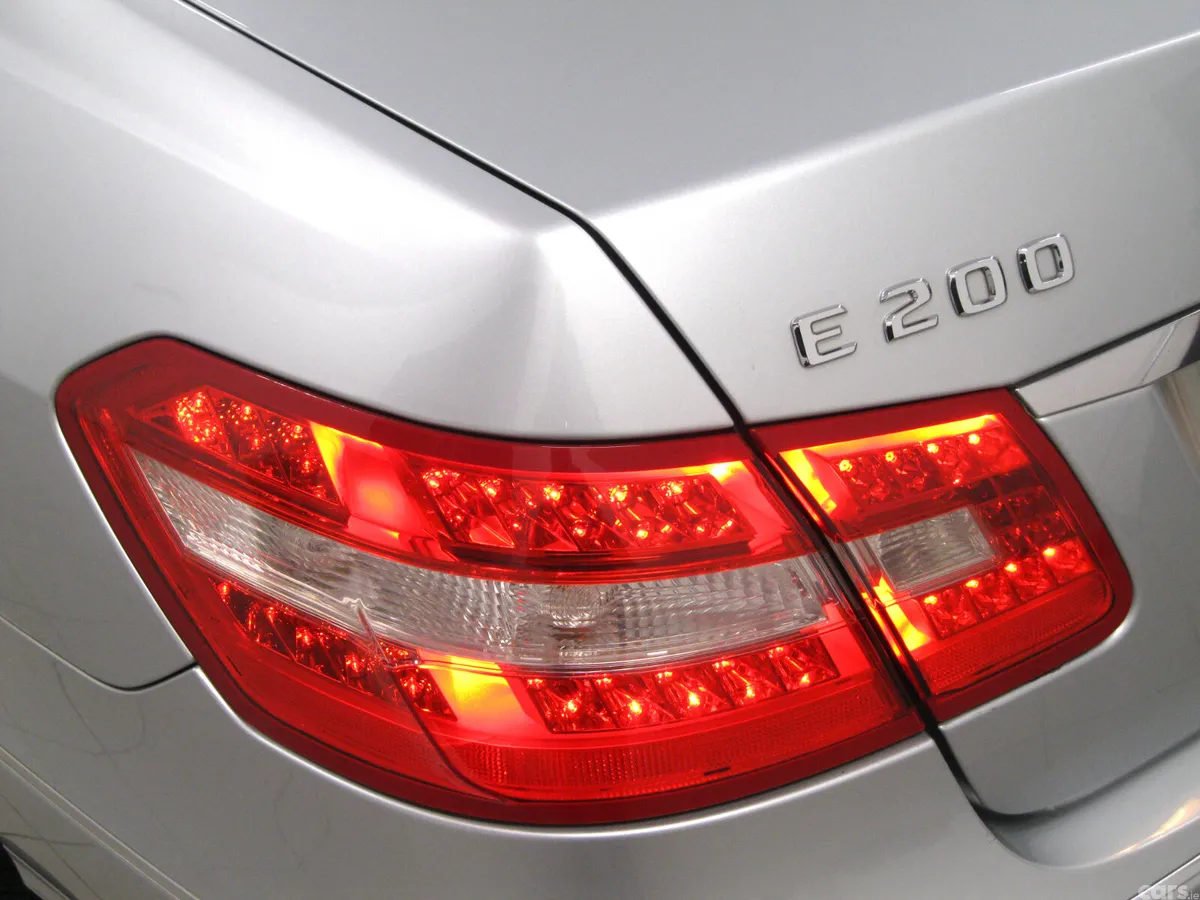 Mercedes-Benz E-Class Saloon, Diesel, 2011, Silver