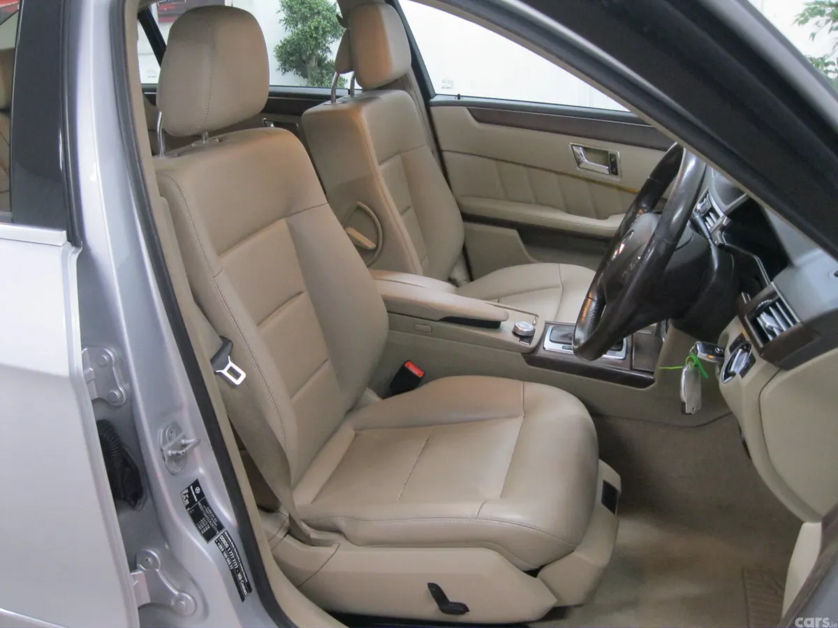 Mercedes-Benz E-Class Saloon, Diesel, 2011, Silver