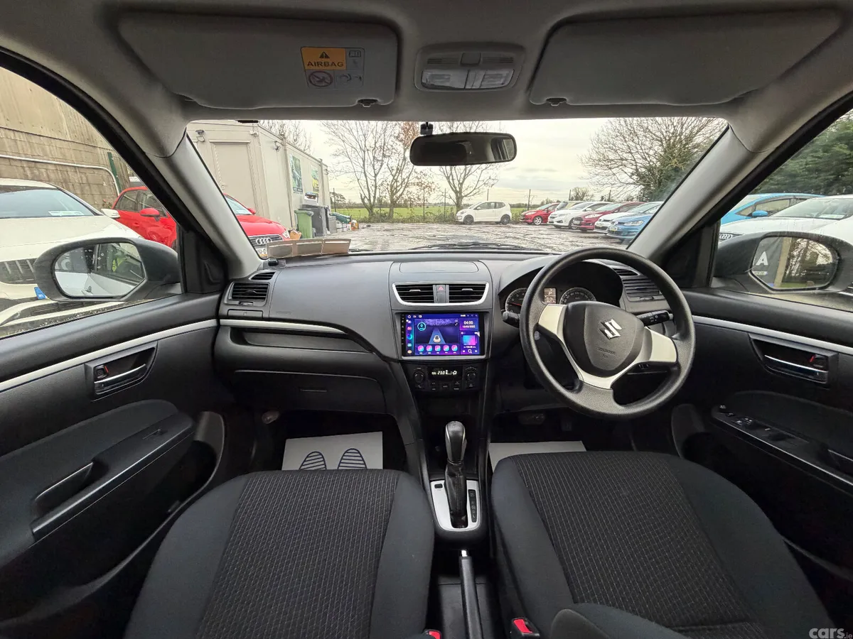 Suzuki Swift Hatchback, Petrol, 2016, Silver
