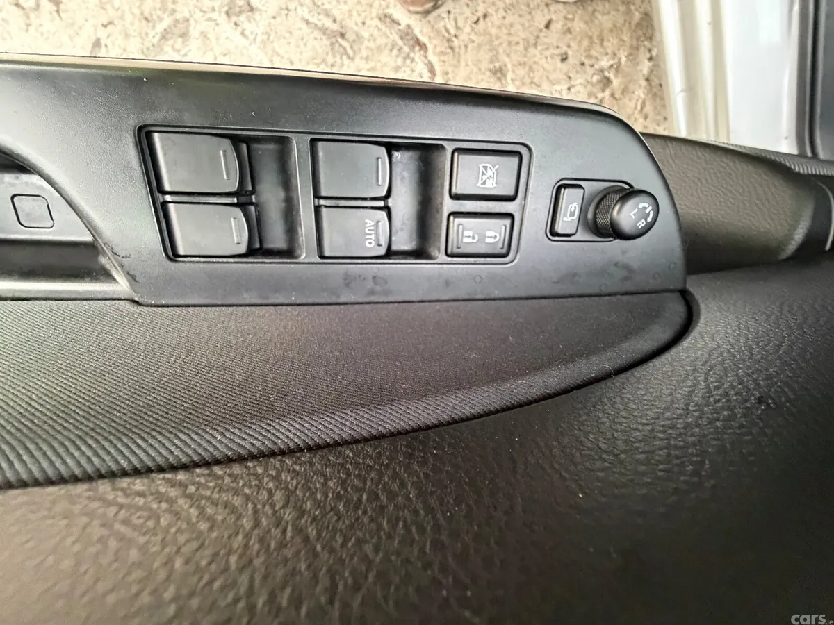 Suzuki Swift Hatchback, Petrol, 2016, Silver