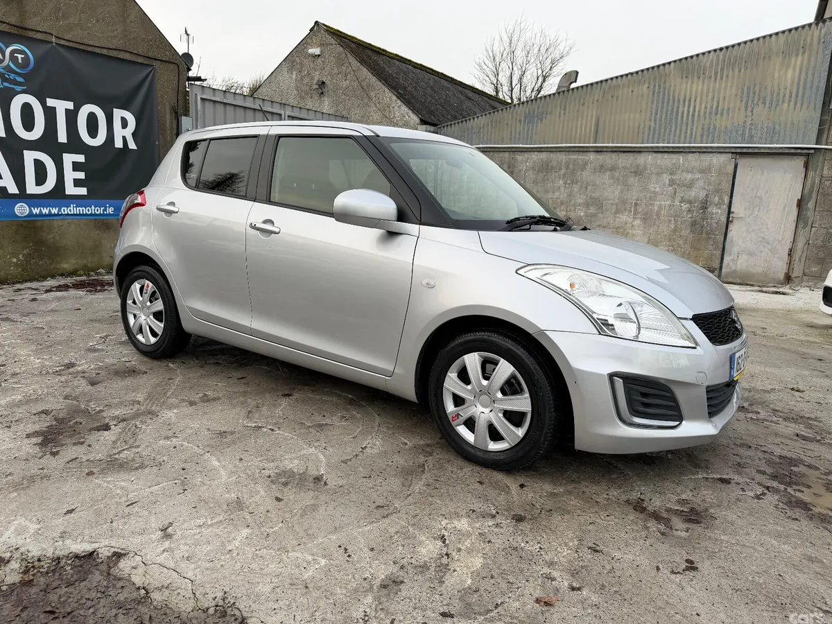 Suzuki Swift Hatchback, Petrol, 2016, Silver