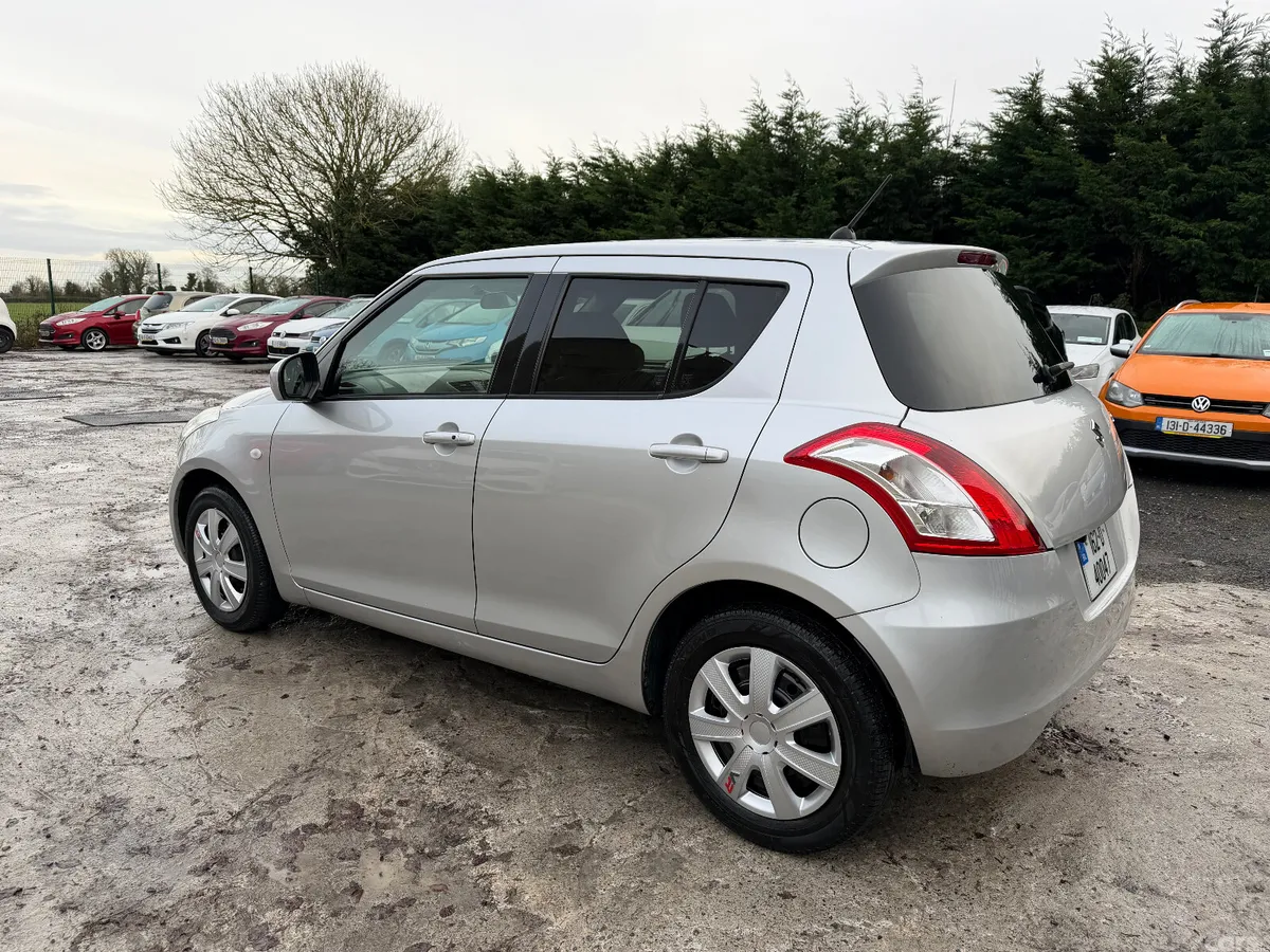 Suzuki Swift Hatchback, Petrol, 2016, Silver
