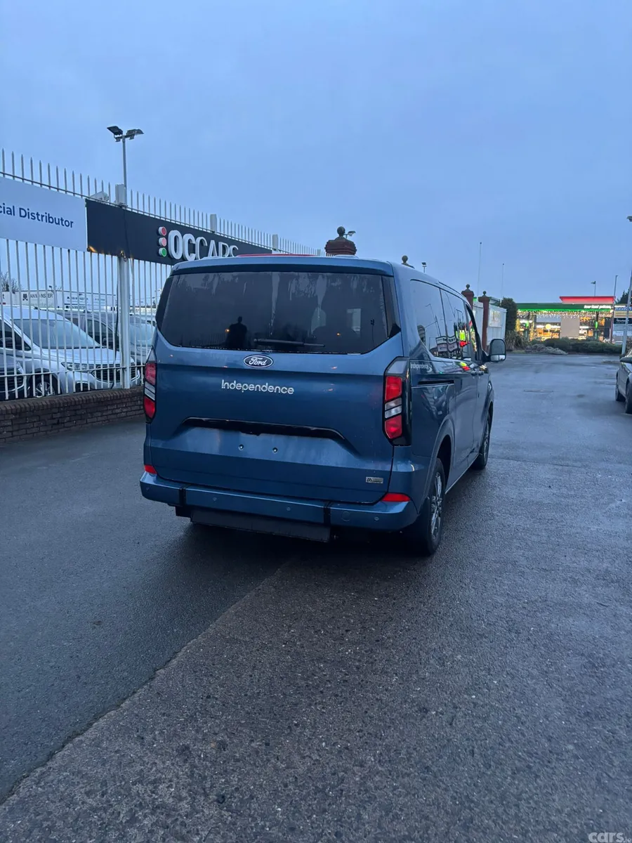 Ford Tourneo Custom MPV, Diesel, 2026, Blue
