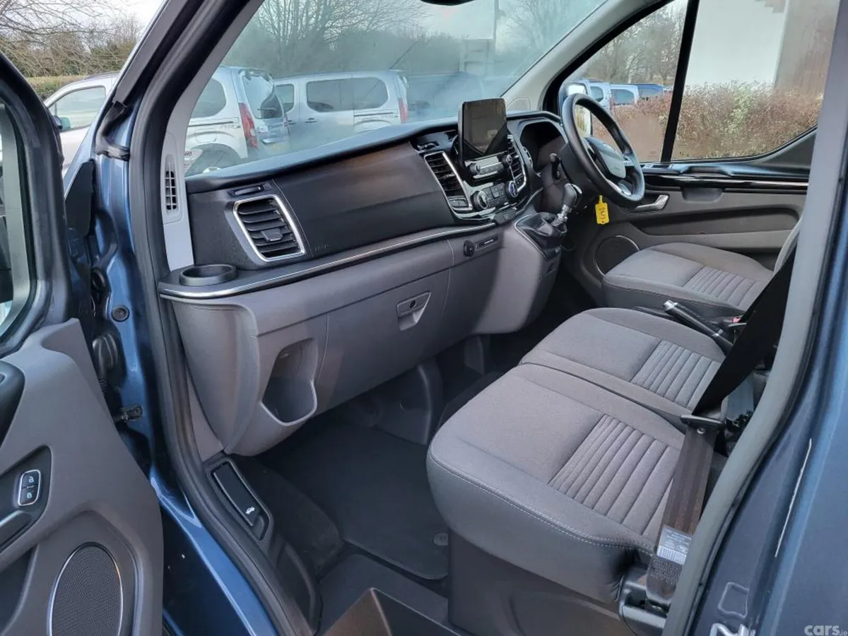 Ford Tourneo Custom MPV, Diesel, 2022, Blue