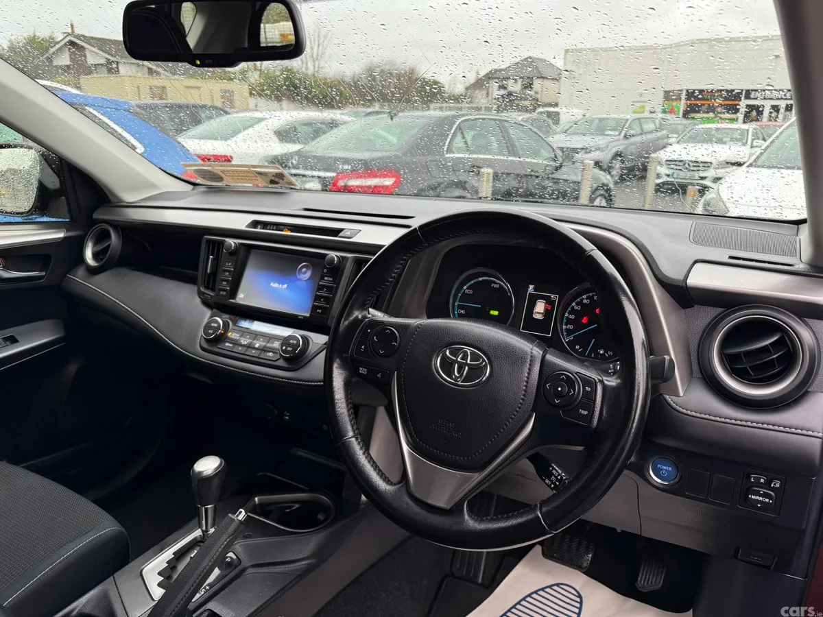 Toyota RAV4 SUV, Petrol Hybrid, 2017, Red