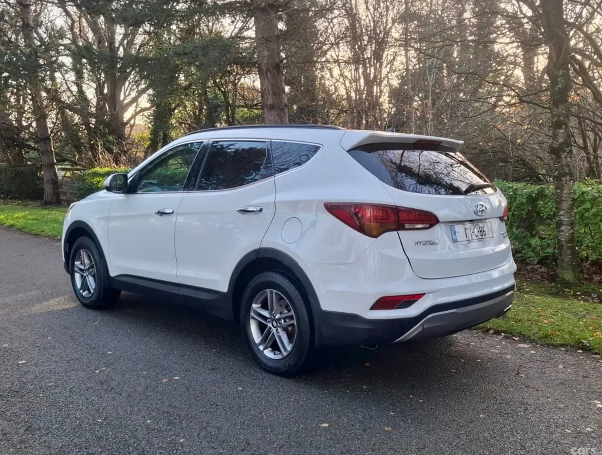 Hyundai Santa Fe SUV, Diesel, 2017, White