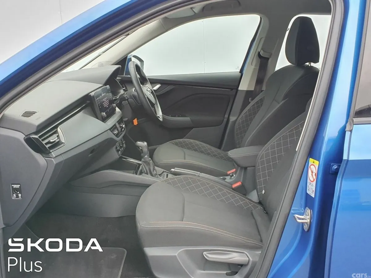 Skoda Kamiq Hatchback, Petrol, 2023, Blue