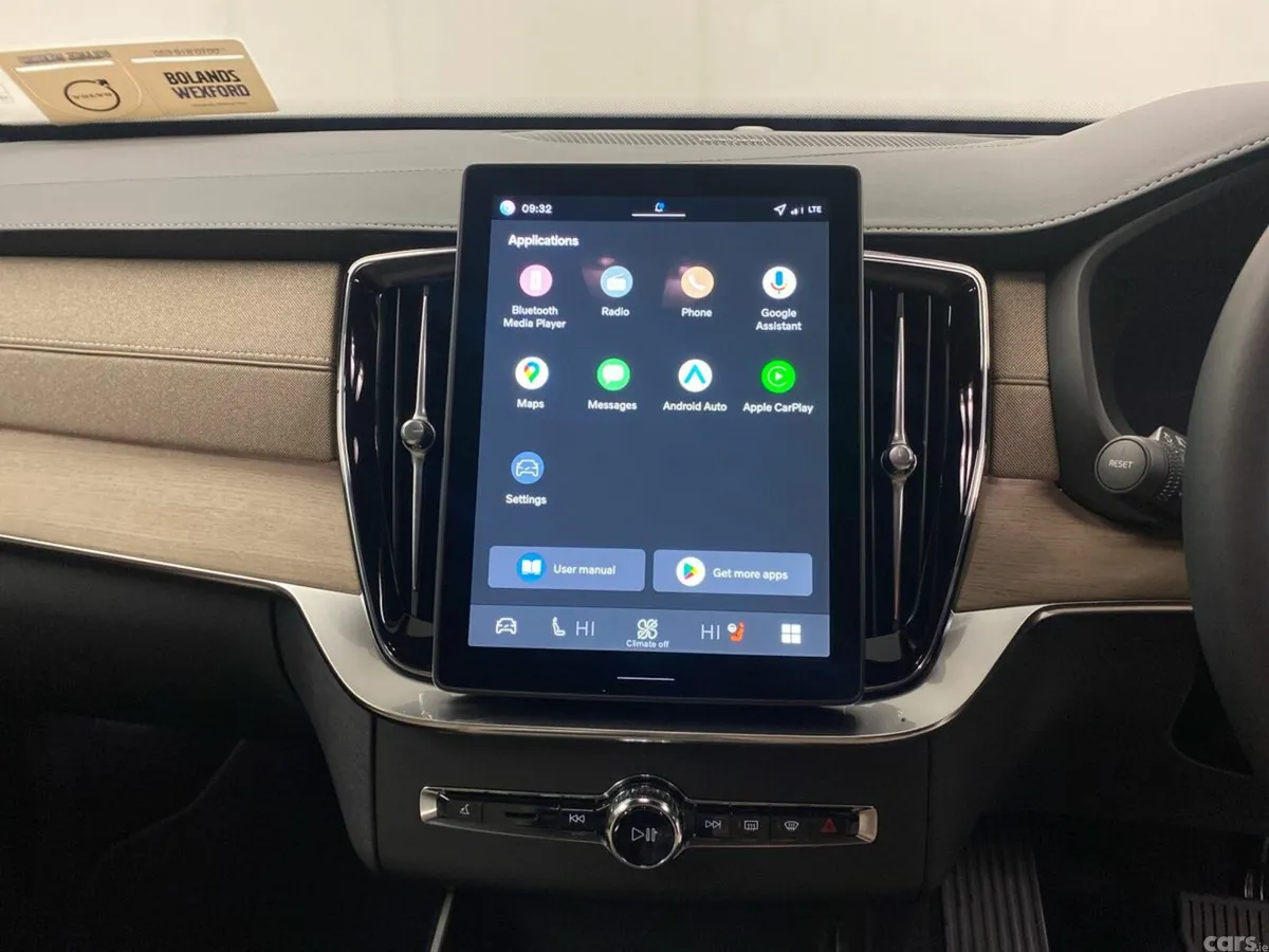 Volvo XC90 SUV, Petrol Hybrid, 2027, Red