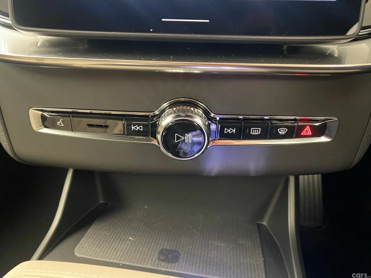 Volvo XC90 SUV, Petrol Hybrid, 2027, Red