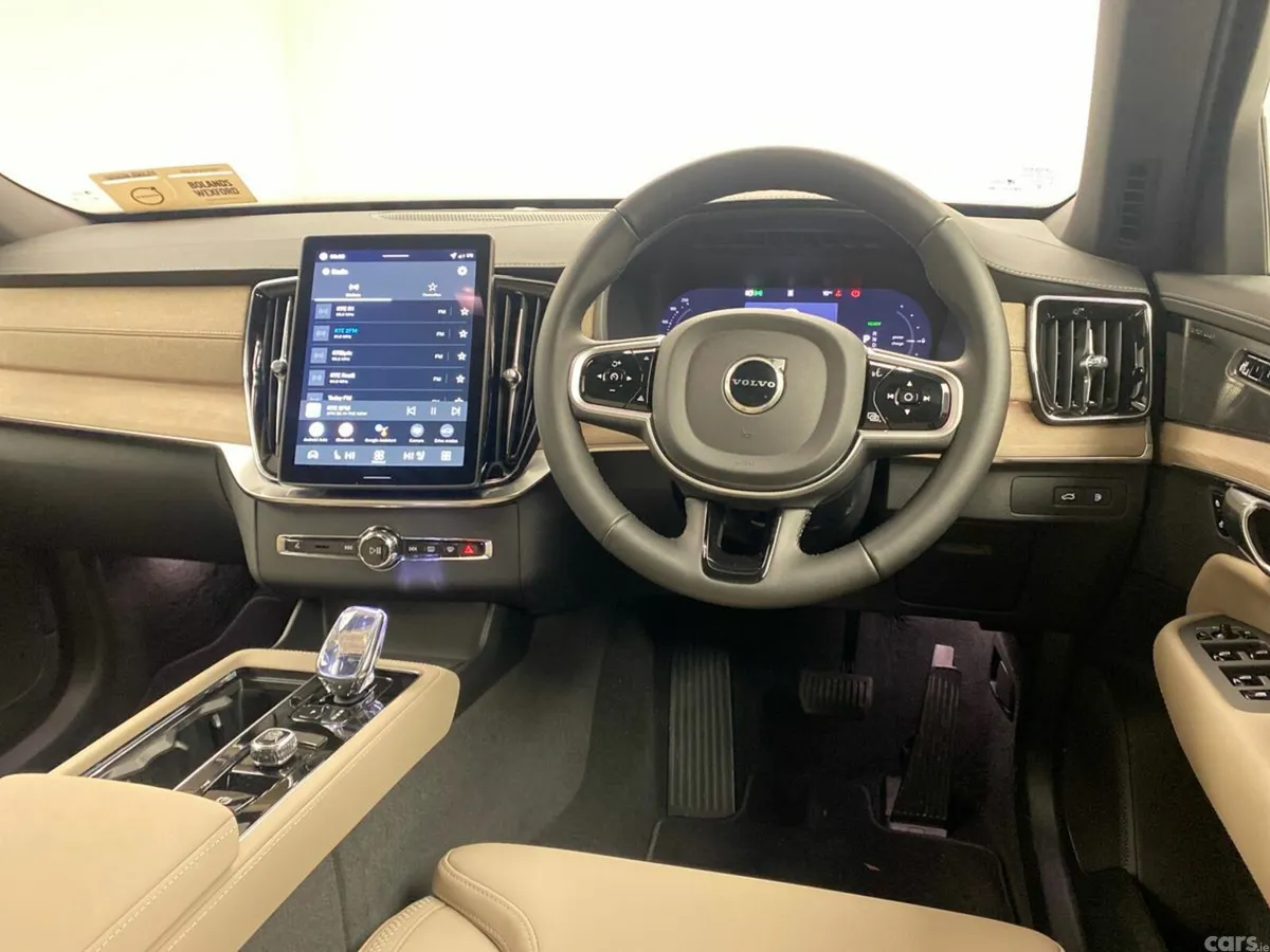 Volvo XC90 SUV, Petrol Hybrid, 2027, Red