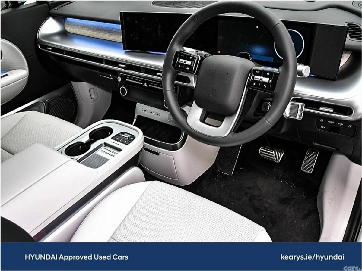 Hyundai IONIQ 9 MPV, Electric, 2027, Silver