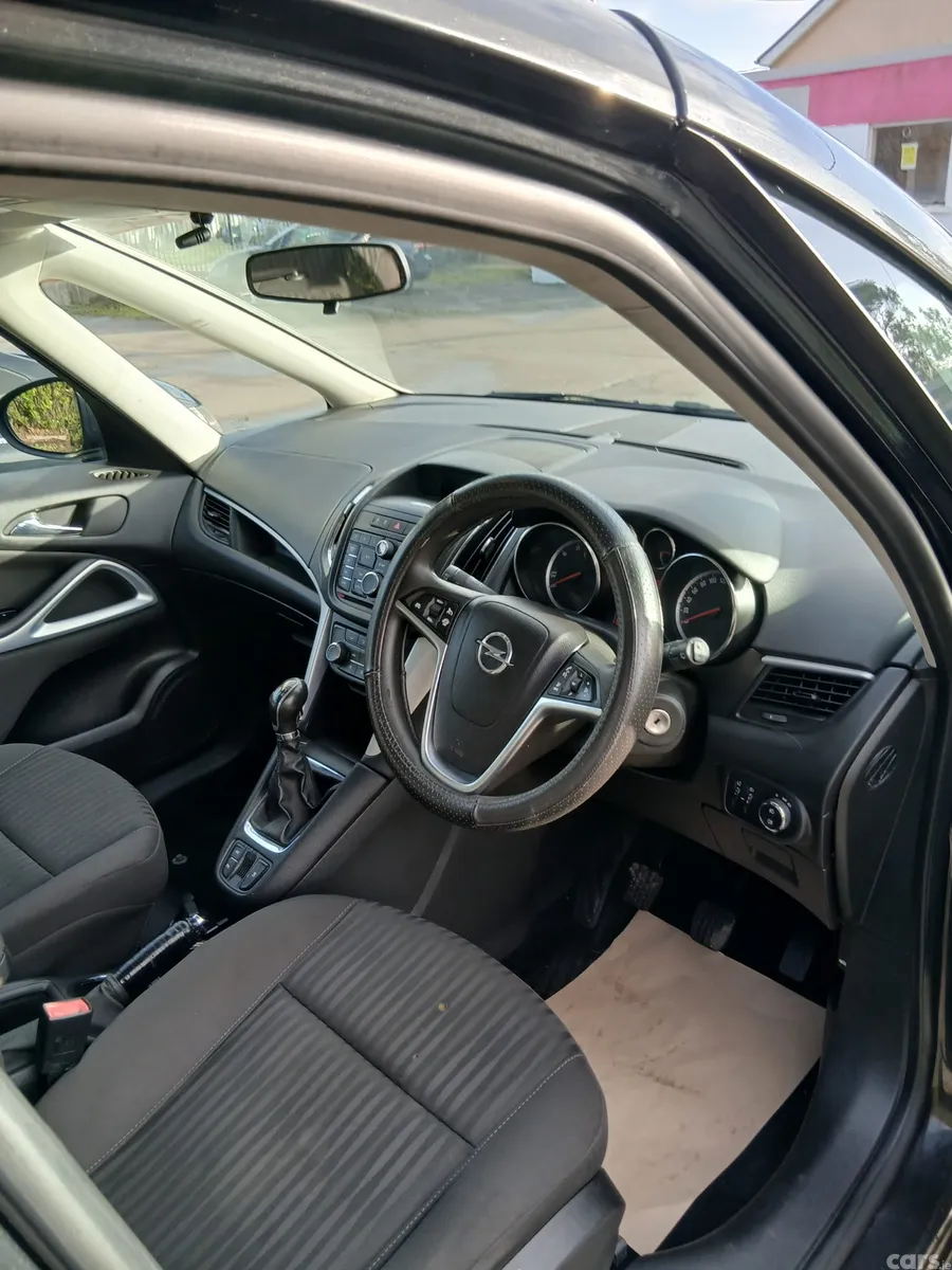 Opel Zafira MPV, Diesel, 2012, Black