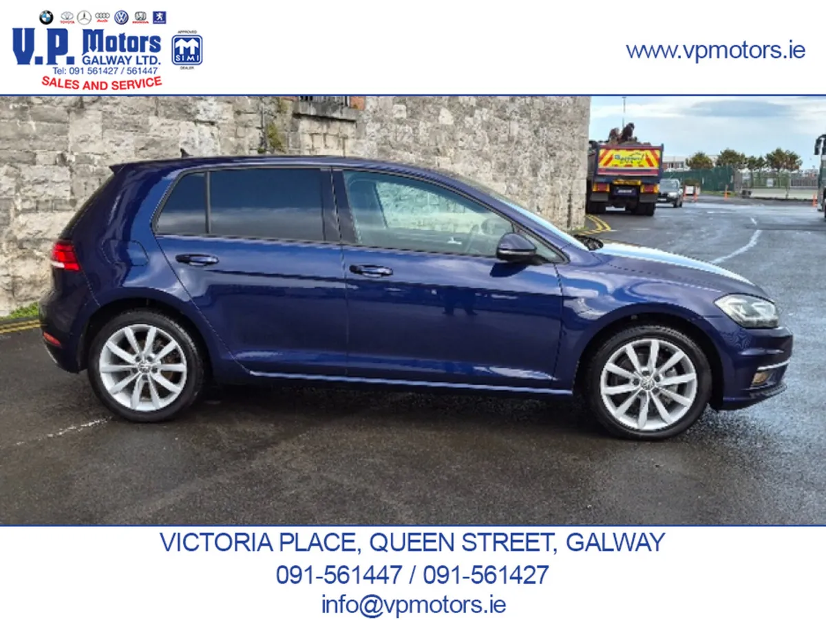 Volkswagen Golf Hatchback, Petrol, 2018, Blue