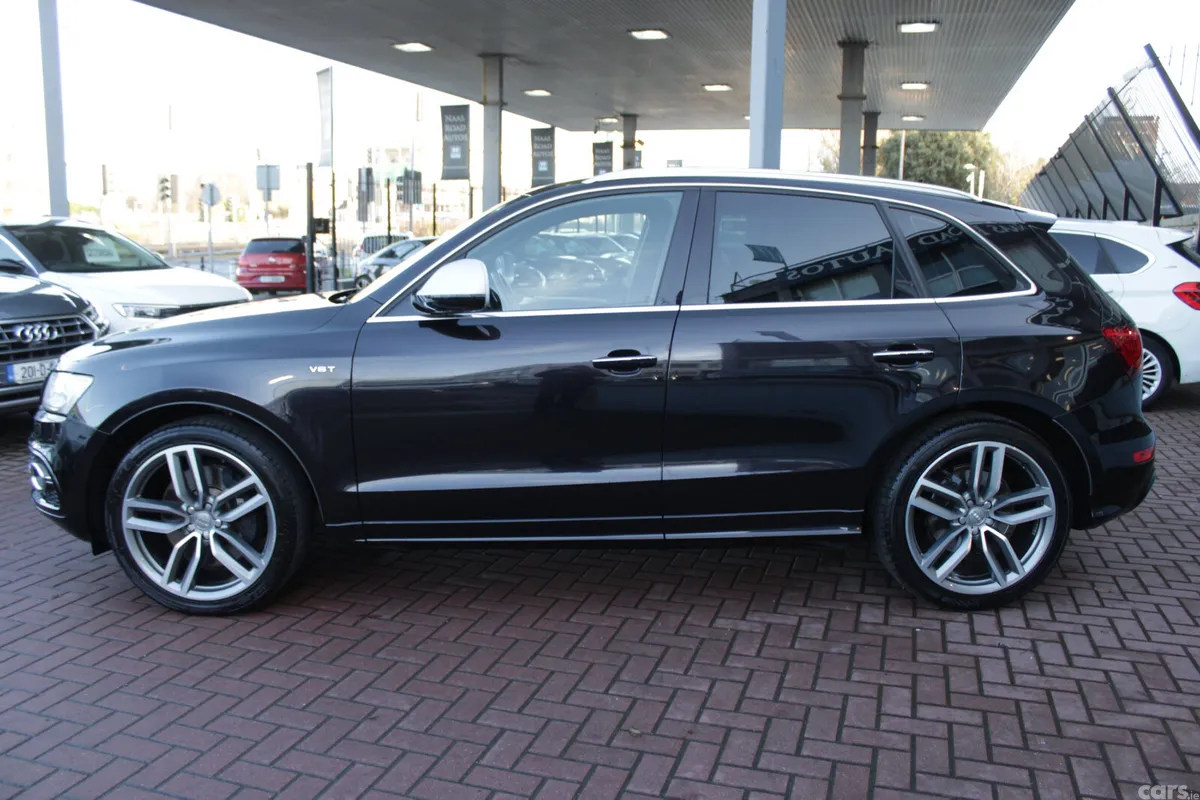 Audi SQ5 MPV, Petrol, 2015, Black