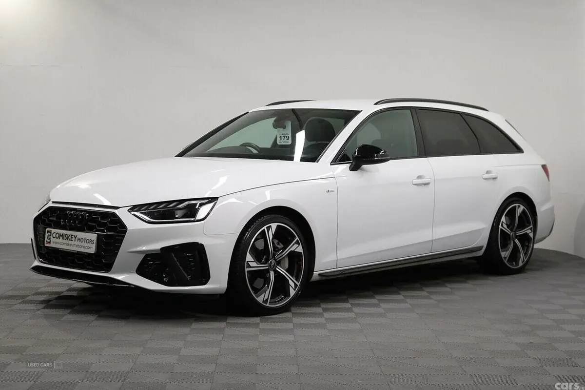 Audi A4 Estate, Diesel, 2023, White