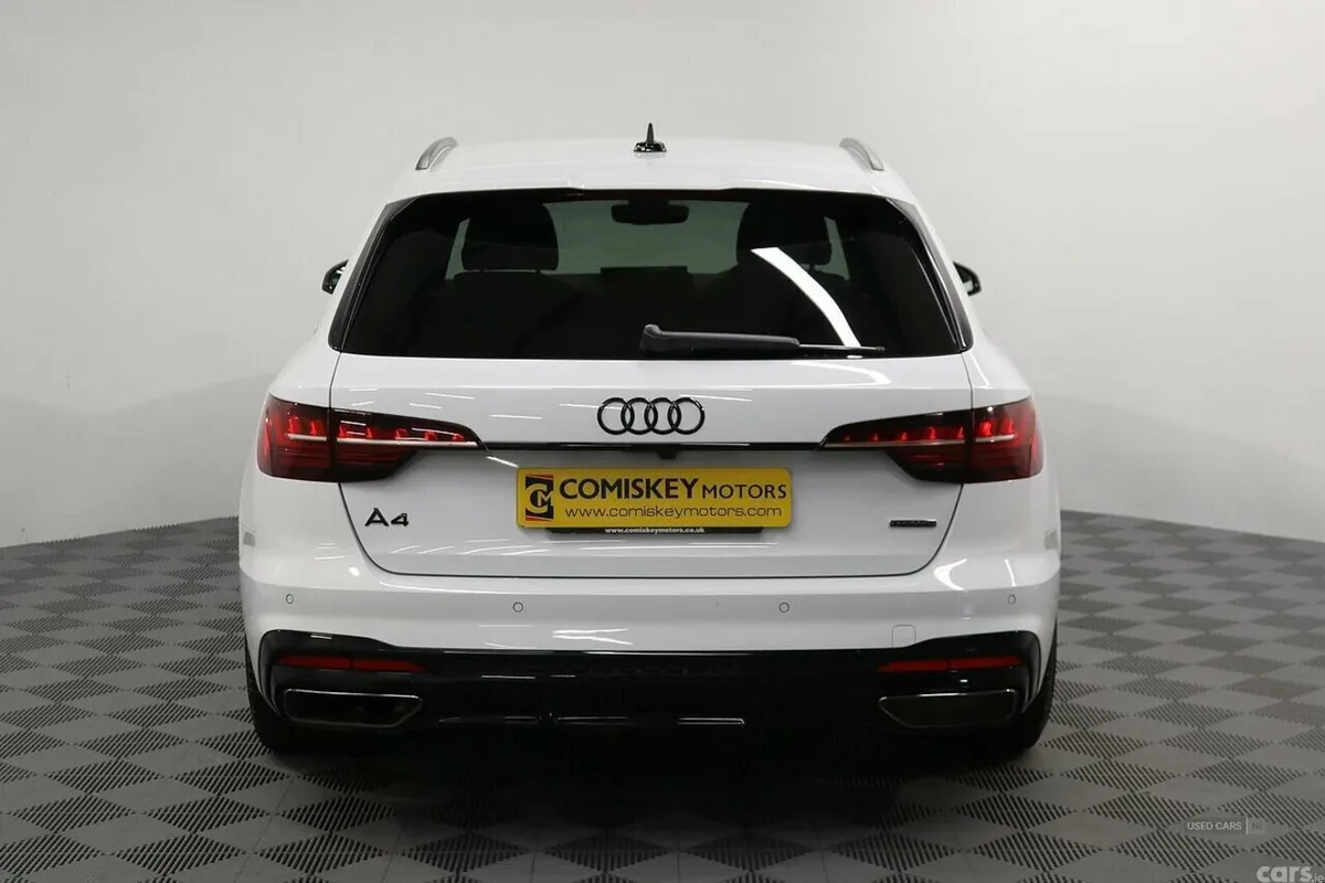 Audi A4 Estate, Diesel, 2023, White