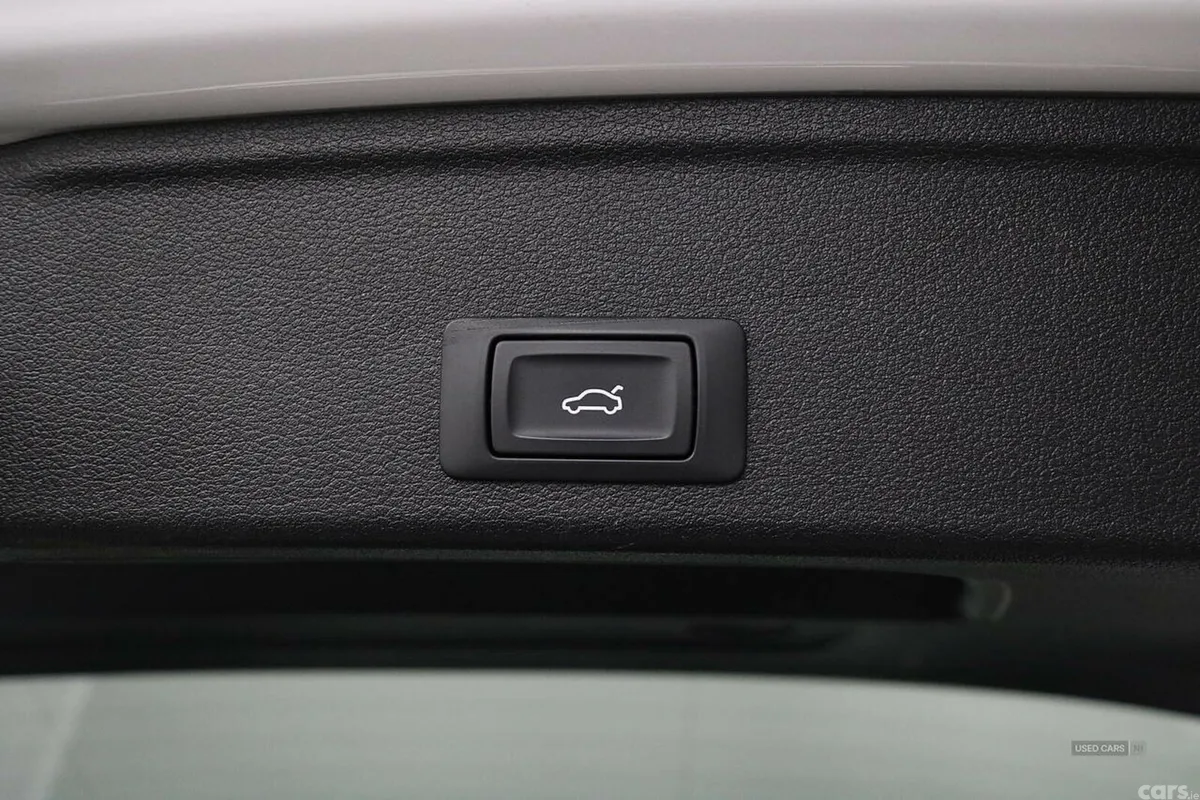 Audi A4 Estate, Diesel, 2023, White