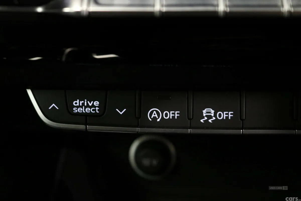 Audi A4 Estate, Diesel, 2023, White