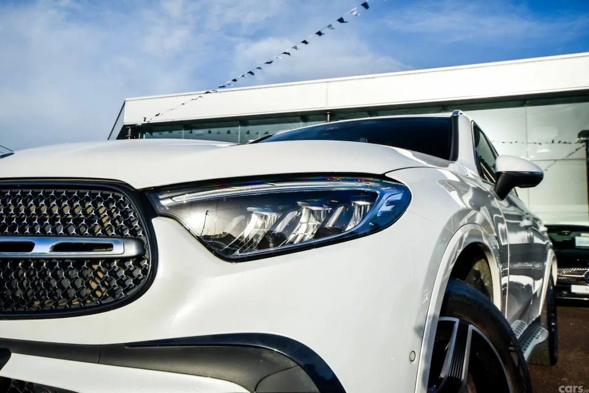 Mercedes-Benz GLC SUV, Diesel Plug-in Hybrid, 2023, White