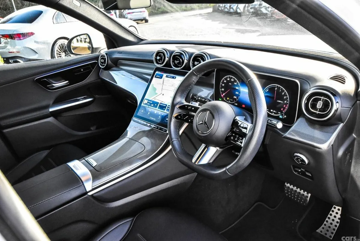 Mercedes-Benz GLC SUV, Diesel Plug-in Hybrid, 2023, White