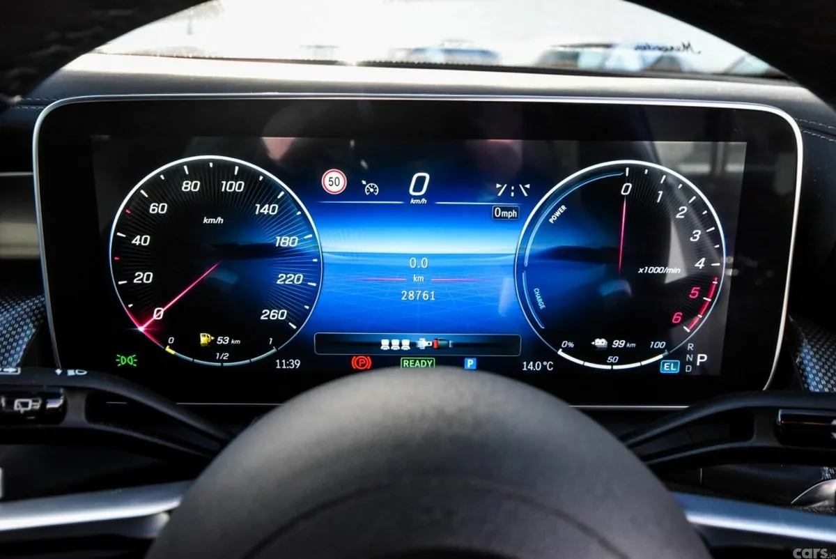 Mercedes-Benz GLC SUV, Diesel Plug-in Hybrid, 2023, White