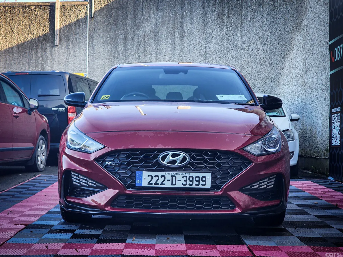 Hyundai i30 Hatchback, Petrol, 2022, Red