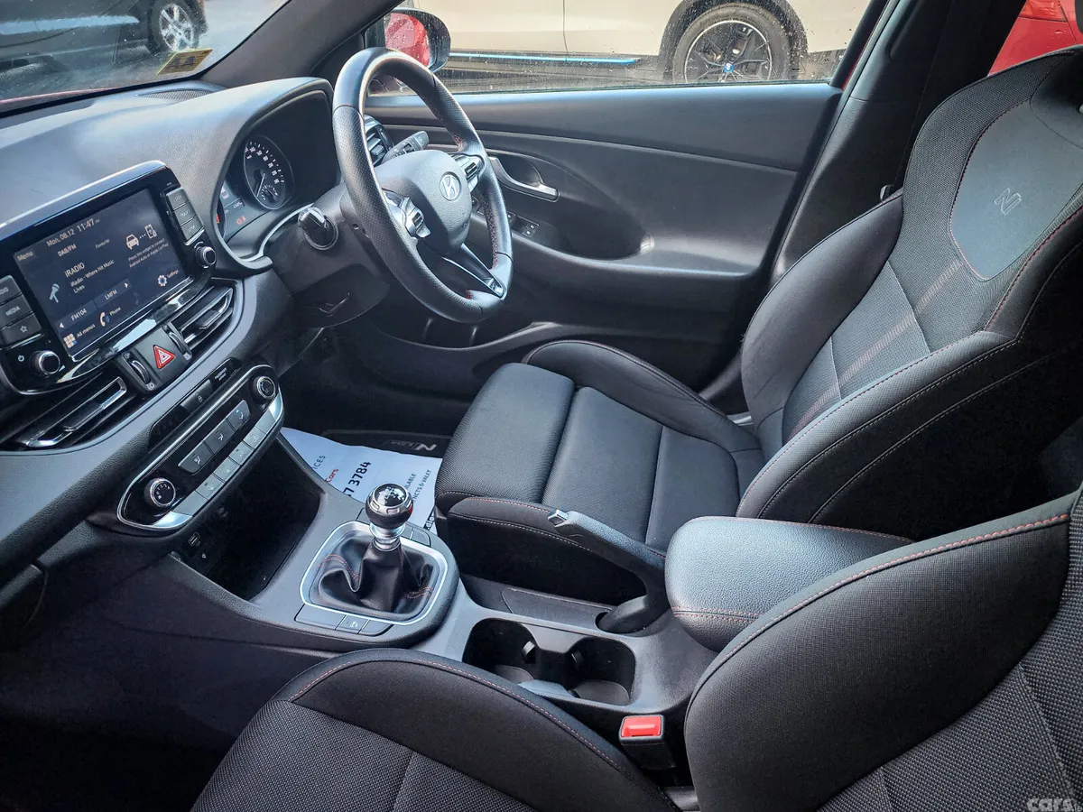 Hyundai i30 Hatchback, Petrol, 2022, Red