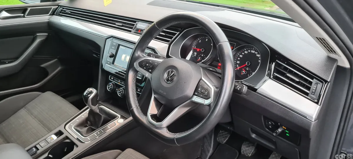 Volkswagen Passat Saloon, Diesel, 2020, Grey