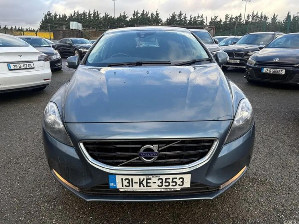 Volvo V40 Hatchback, Diesel, 2013, Blue