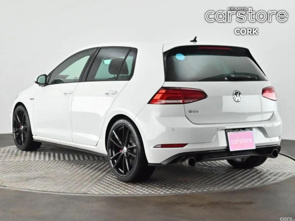 Volkswagen Golf Hatchback, Petrol, 2018, White