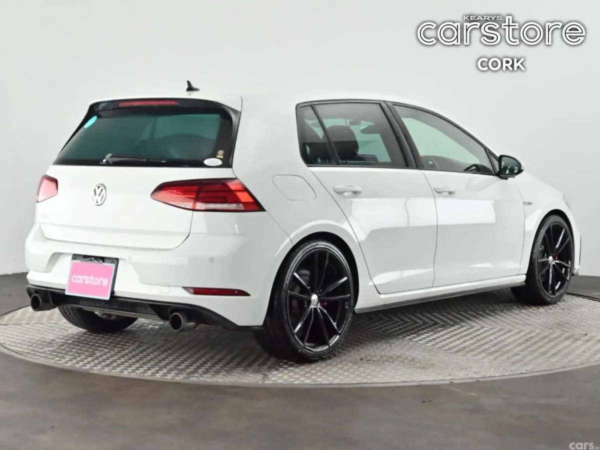 Volkswagen Golf Hatchback, Petrol, 2018, White