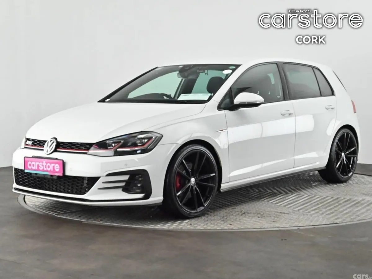 Volkswagen Golf Hatchback, Petrol, 2018, White