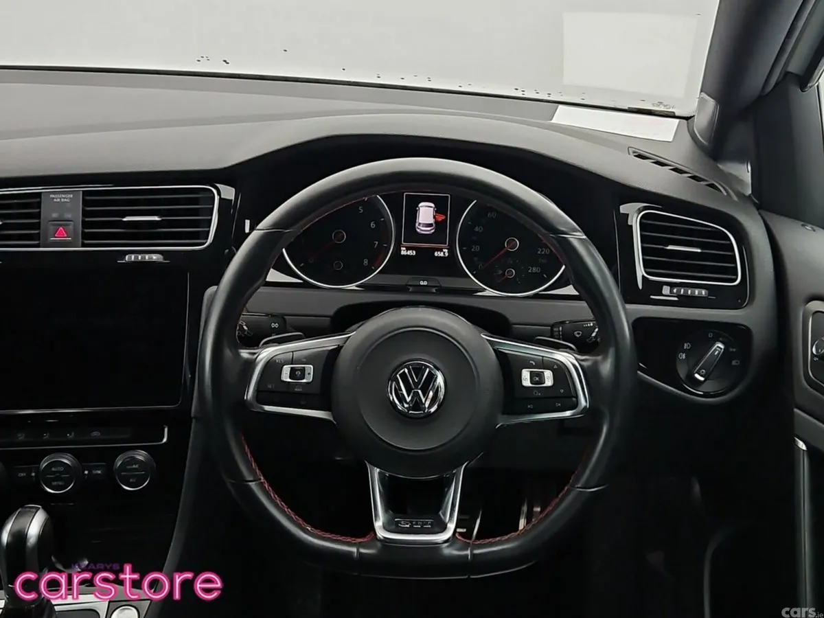 Volkswagen Golf Hatchback, Petrol, 2018, White