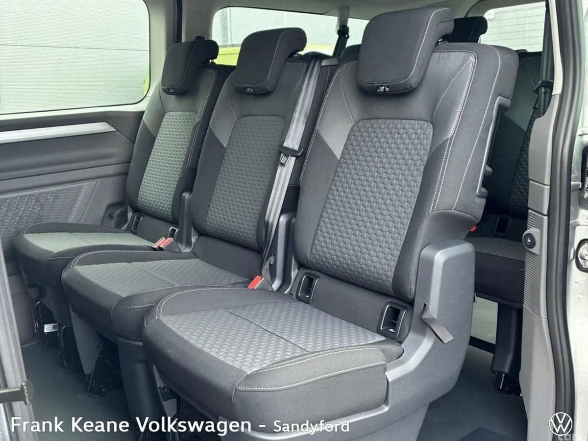 Volkswagen Caravelle MPV, Electric, 2026, Grey