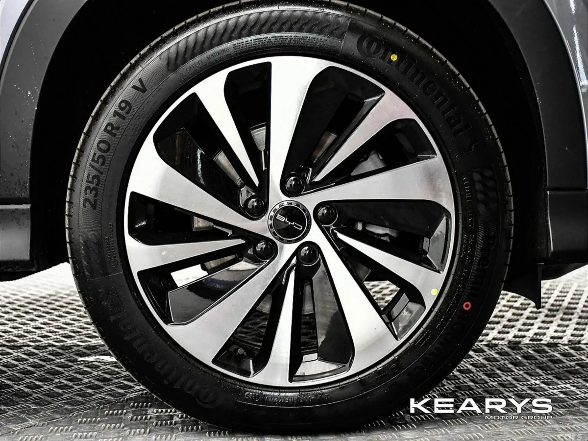 BYD SEAL U SUV, Petrol Plug-in Hybrid, 2027, Grey