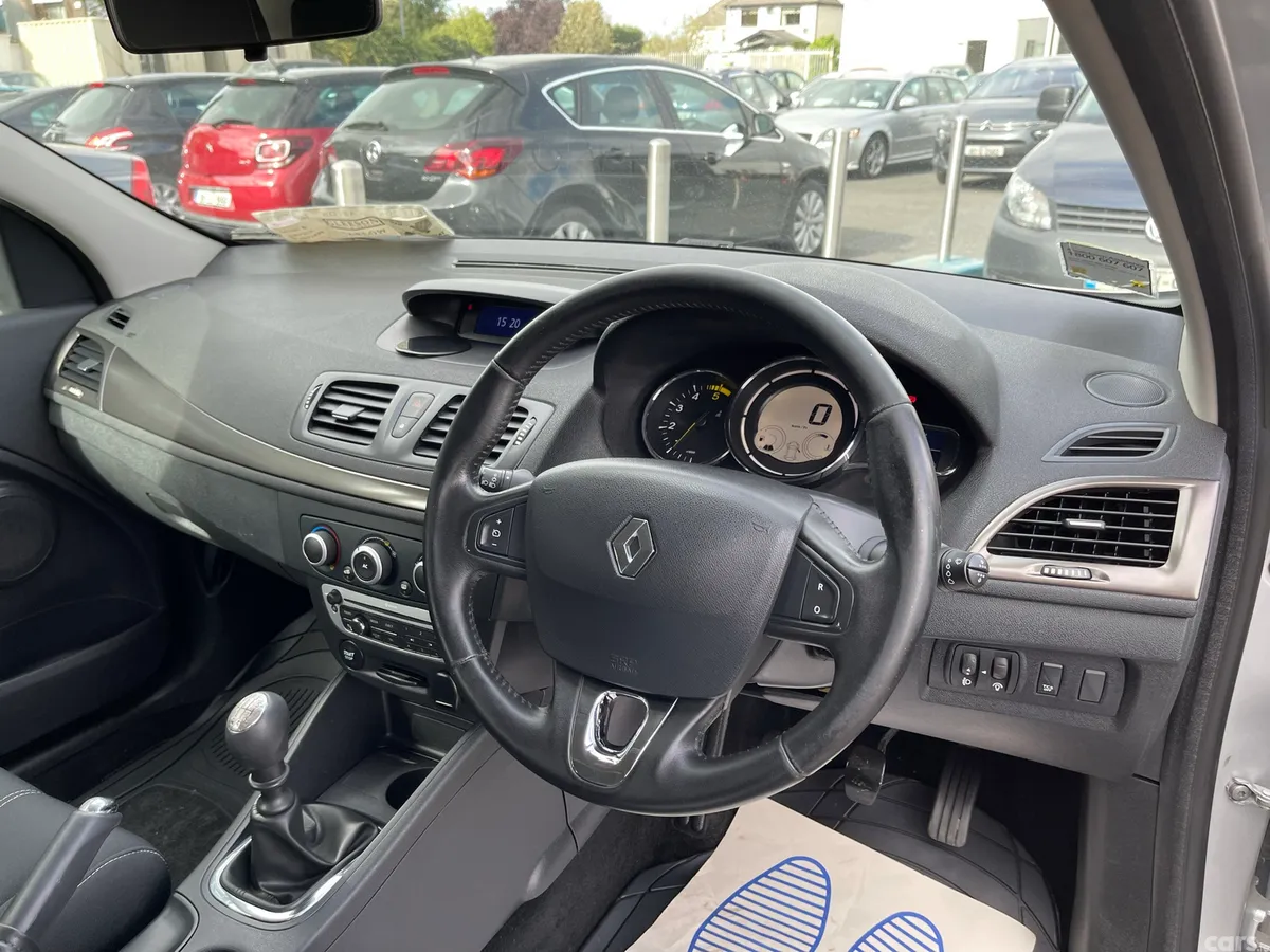 Renault Megane Estate, Diesel, 2015, Silver