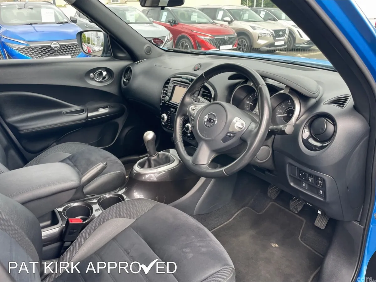 Nissan Juke Hatchback, Petrol, 2019, Blue