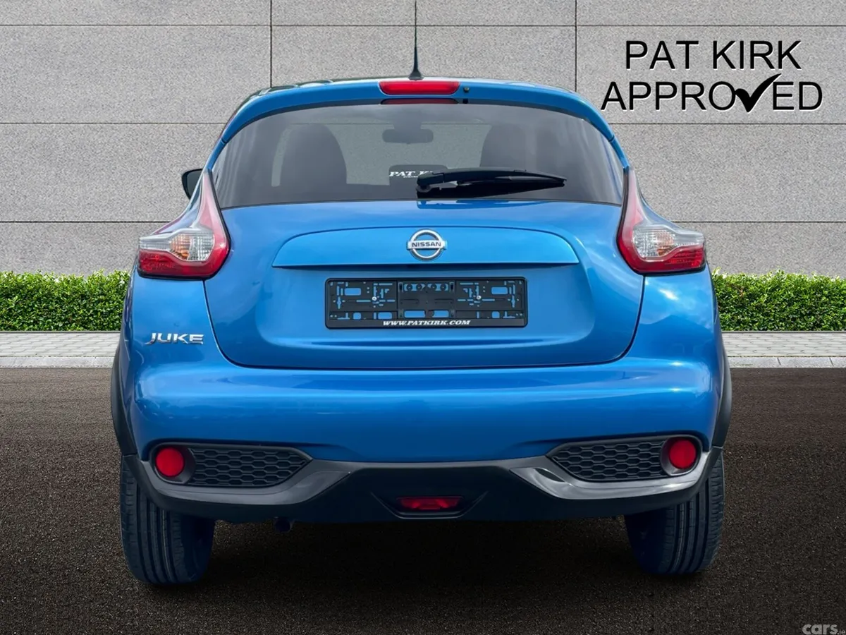 Nissan Juke Hatchback, Petrol, 2019, Blue