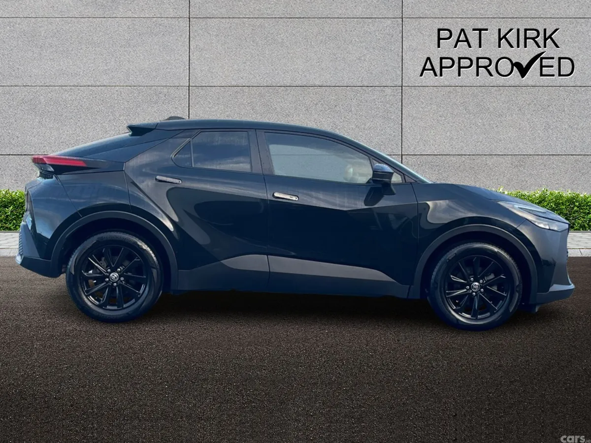 Toyota C-HR Hatchback, Petrol Hybrid, 2024, Black