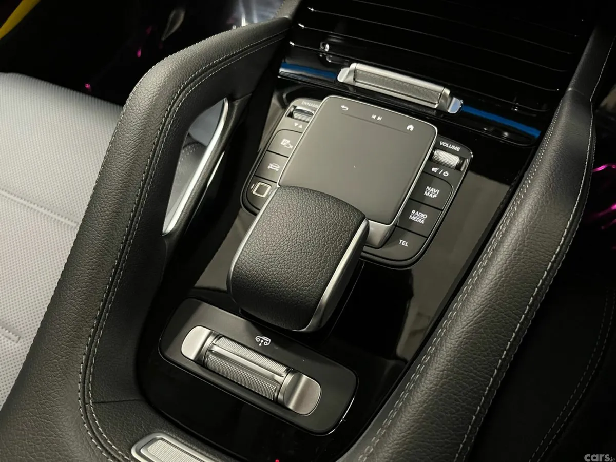 Mercedes-Benz GLE SUV, Diesel Plug-in Hybrid, 2026, Black