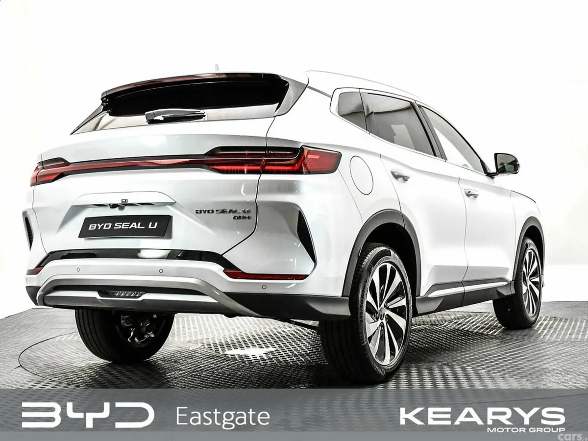 BYD SEAL U SUV, Petrol Plug-in Hybrid, 2027, White